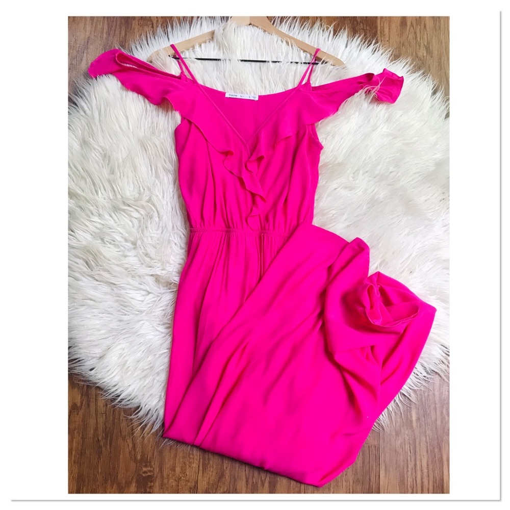 Fraiche by J Cold Shoulder Maxi Dress Cold Shoulder Ruffle Front Pink Size Small